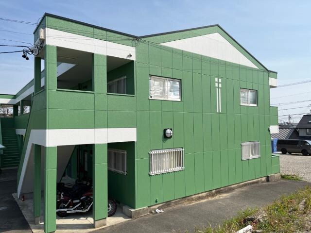 物件外観写真2　(外観写真（昼）)