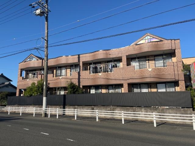 物件外観写真2　(外観写真（昼）)