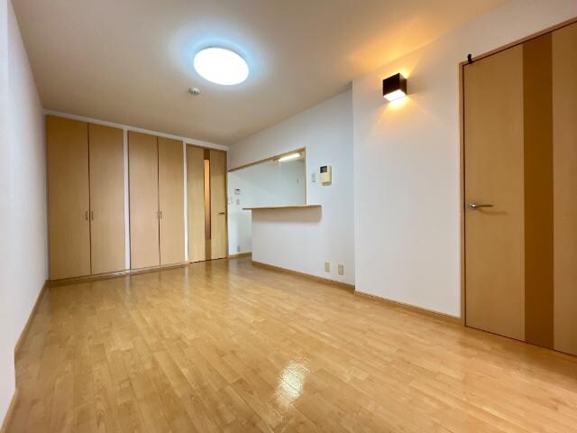 物件内観写真6　(リビング)