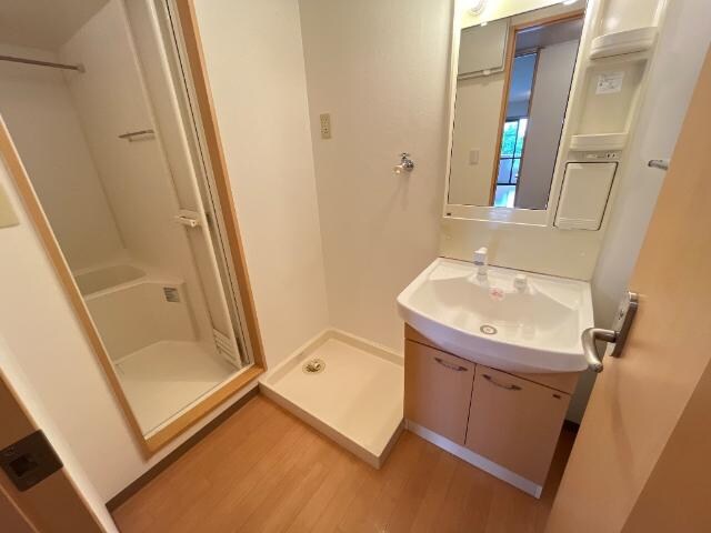 物件内観写真10　(洗面)