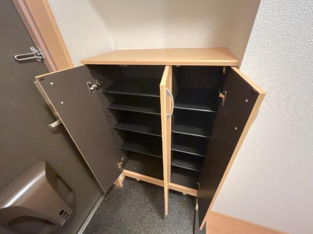 物件内観写真14　(収納)