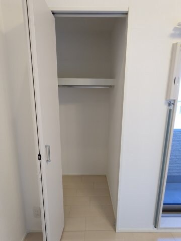 物件内観写真14　(クローゼット)