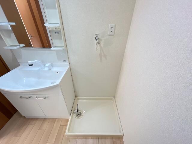 物件内観写真22　(洗濯機置場)