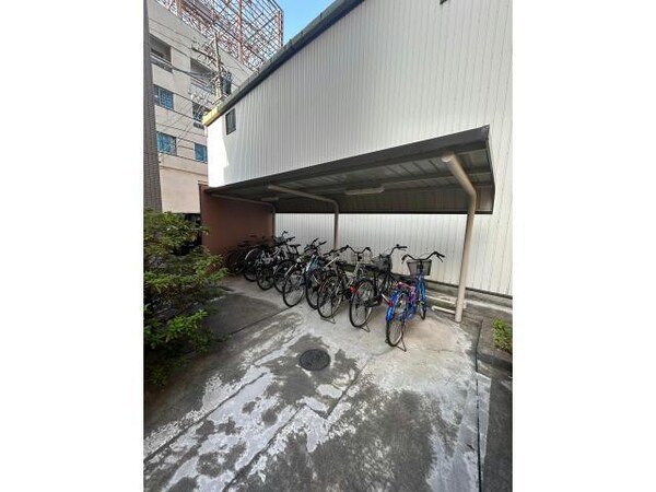 建物設備(駐輪場)