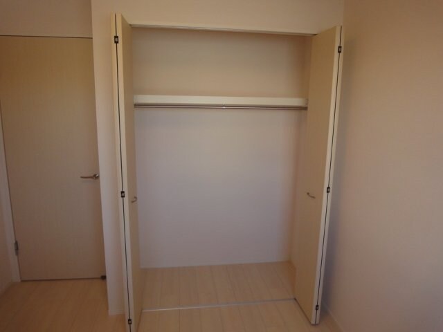 物件内観写真16　(クローゼット)