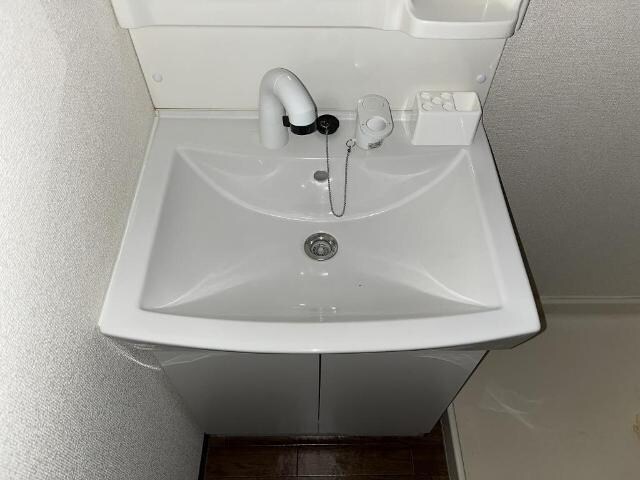 物件内観写真16　(洗髪洗面化粧台)