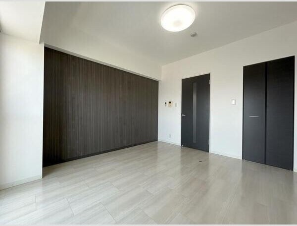 居室(※写真は同じマンションの違う部屋のものになります。)