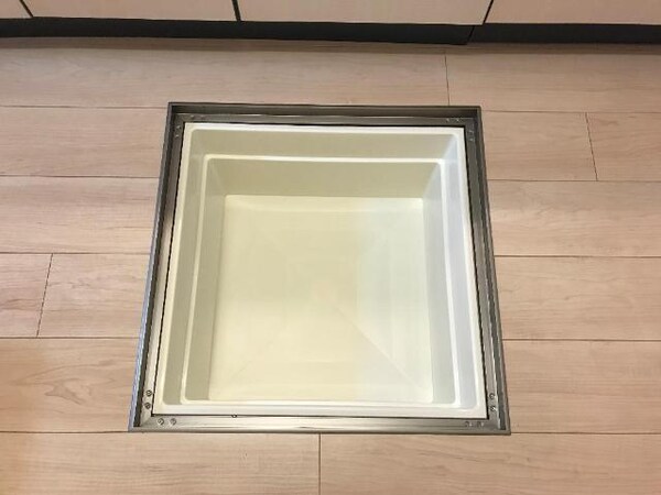 収納(床下収納)