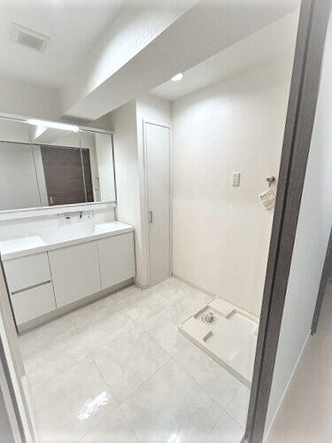 物件内観写真7　(洗面所)