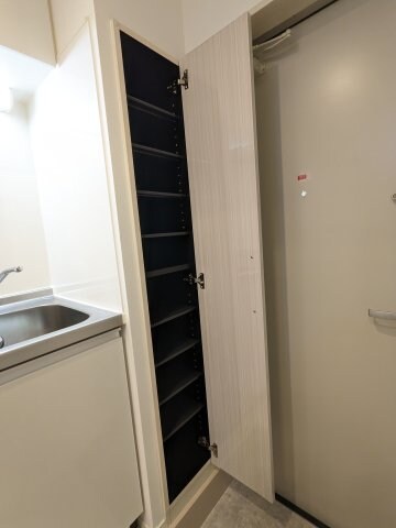 物件内観写真13　(シューズボックス)