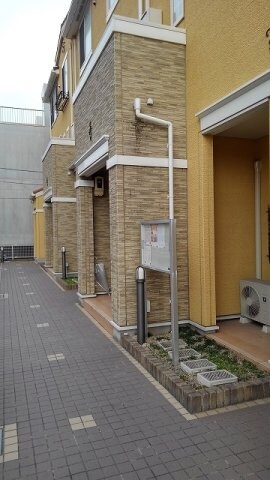 エントランス(毎日通るエントランスはこのようになっています)