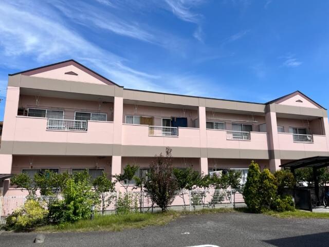 物件外観写真2　(外観写真（昼）)