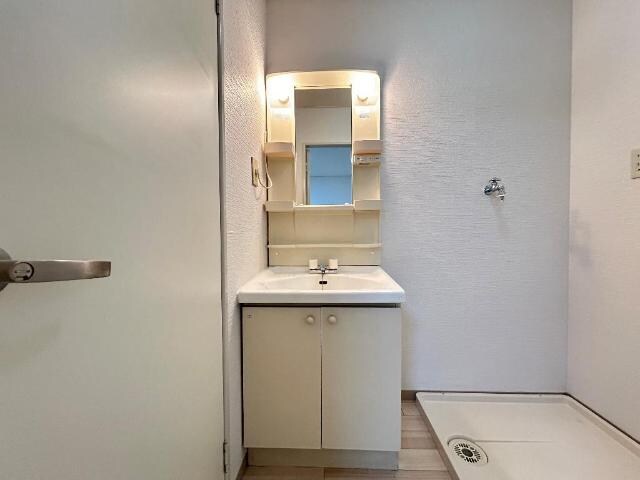 物件内観写真9　(洗面)