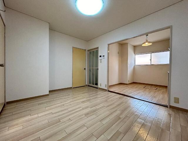 物件内観写真14　(リビング)