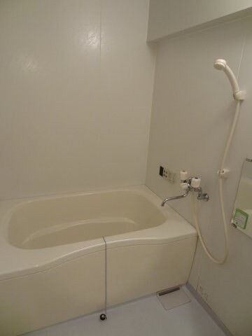 物件内観写真6　(お風呂です)
