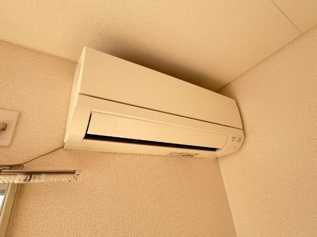 物件内観写真9　(エアコン)
