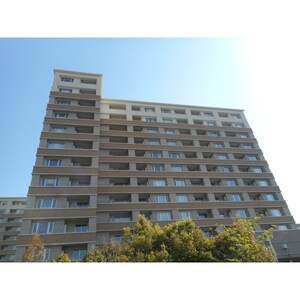 セントラルガーデン・レジデンスＣ棟外観写真