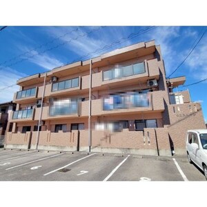 ウエストイン外観写真