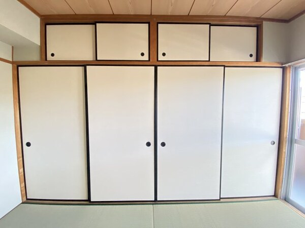 収納(※別部屋のお写真で、現況優先と致します。)