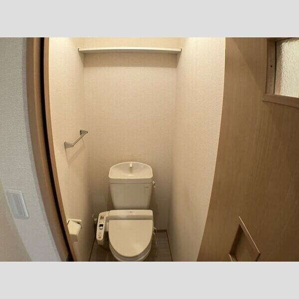 物件内観写真7　(室内写真は別部屋の写真です。)