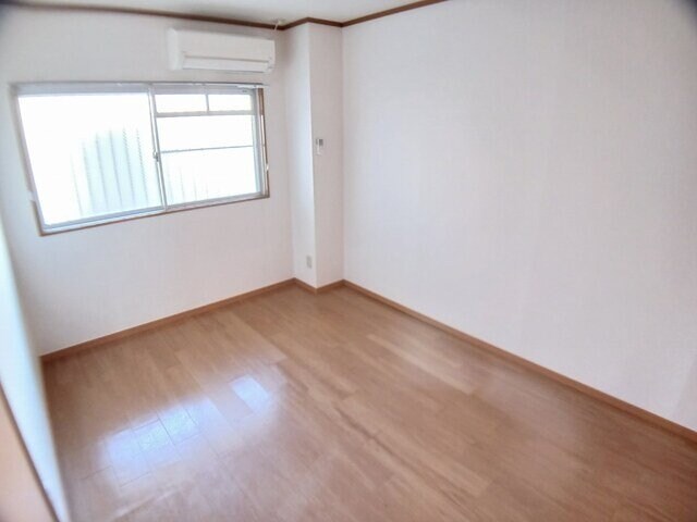 物件内観写真7　(きれいな内装です)