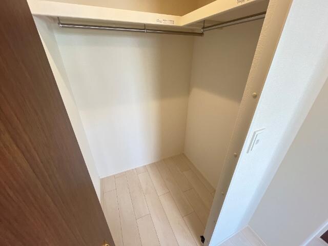 物件内観写真17　(ウォークインクローゼット)