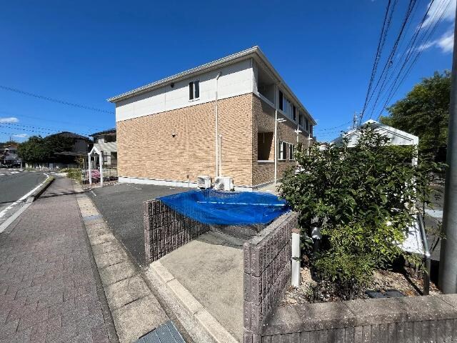 物件内観写真8　(外観写真（昼）)