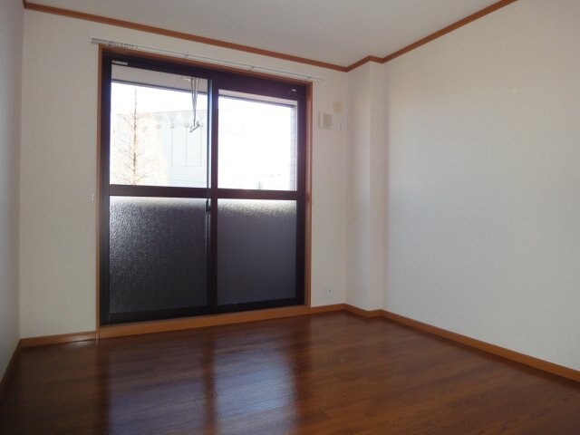 物件内観写真15　(洋室)