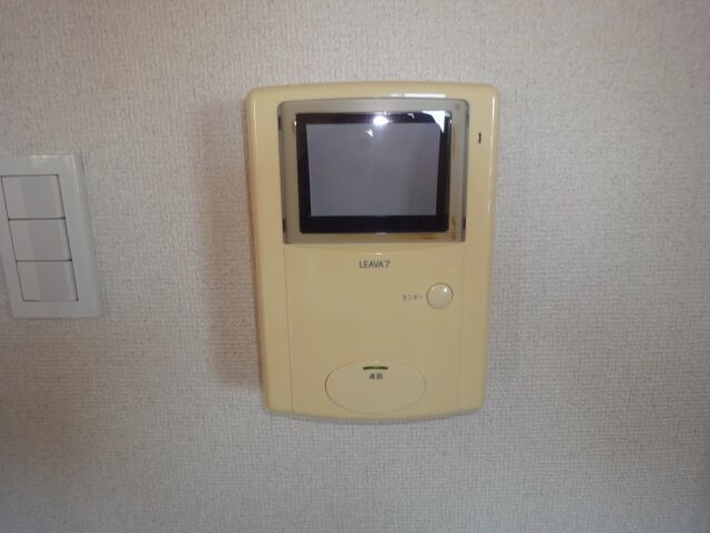 物件内観写真26　(カメラ付インターホン)