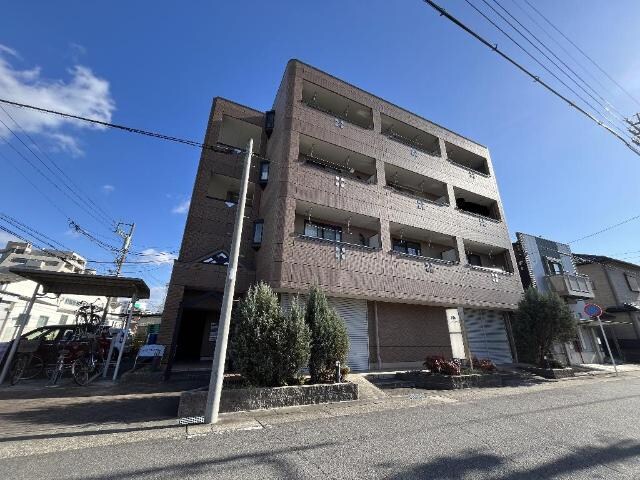 物件外観写真2　(外観写真（昼）)