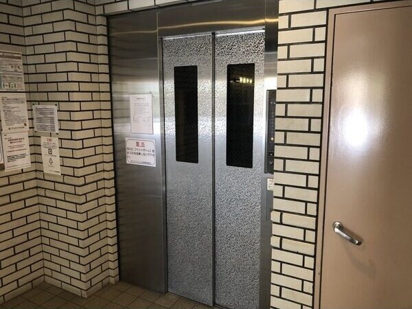 建物設備(エレベーター)