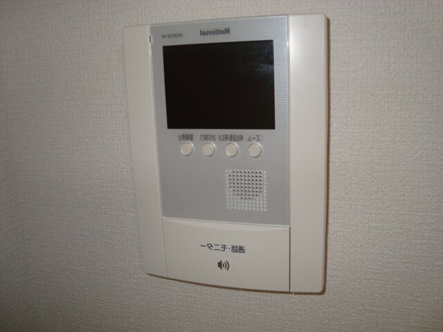 物件内観写真18　(カメラ付インターホン)