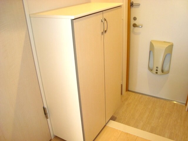 物件内観写真13　(下駄箱)