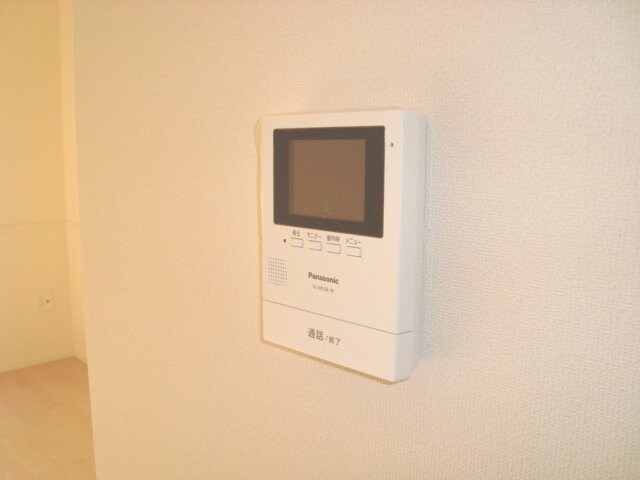 物件内観写真21　(カメラ付インターホン)