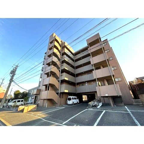 シーズンコート泰明町