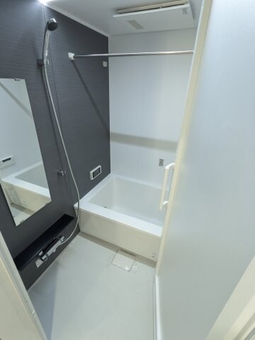 物件内観写真6　(1203号室)