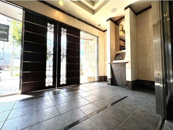 ロビー・ラウンジ