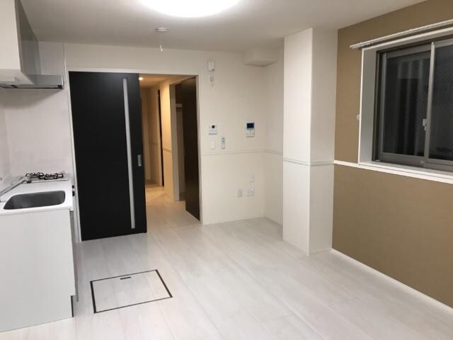 物件内観写真5　(リビング)