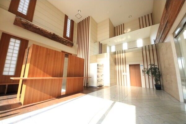 ロビー・ラウンジ