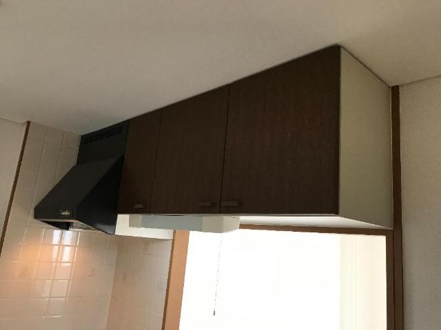 物件内観写真13　(吊戸棚)