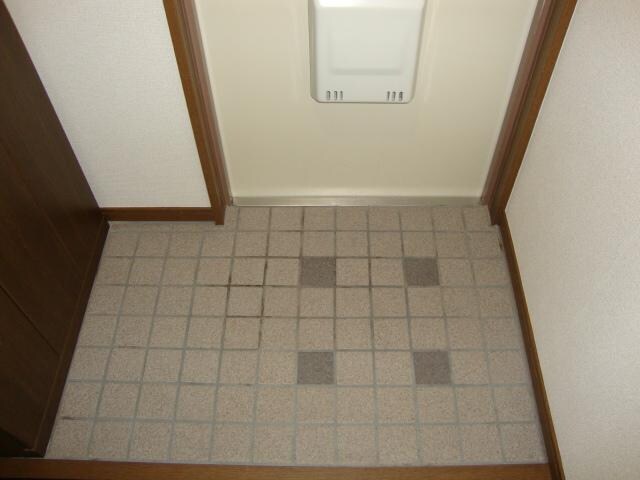 物件内観写真18　(玄関（イメージ）)