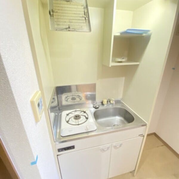 キッチン(※写真は同じマンションの違う部屋のものになります。)