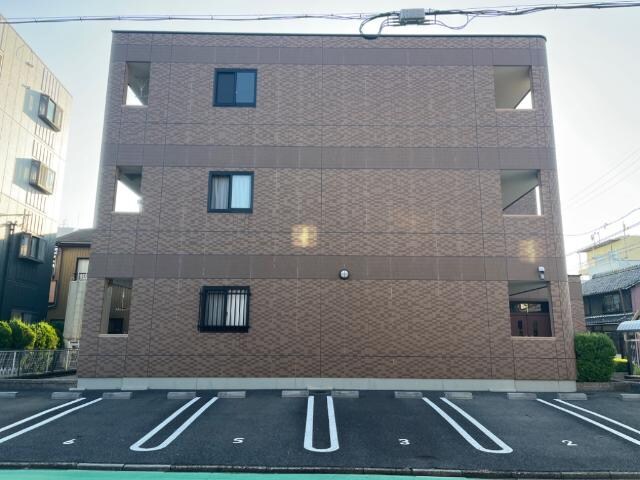 物件外観写真2　(外観写真（昼）)