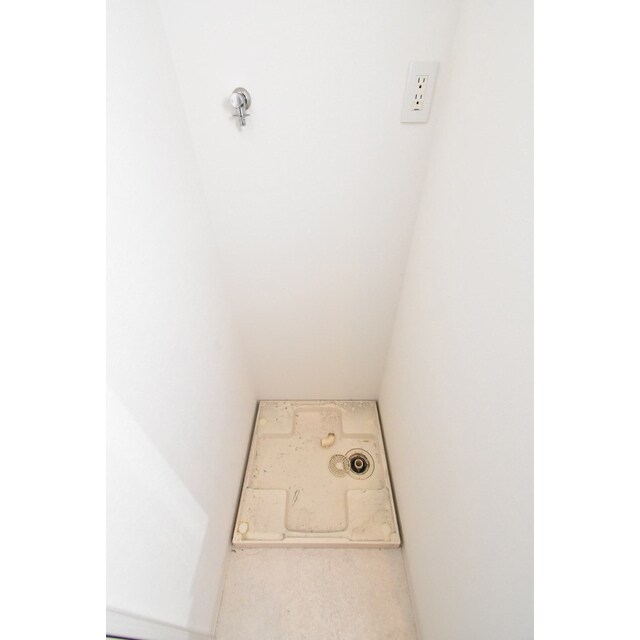 物件内観写真12　(室内洗濯機置場)