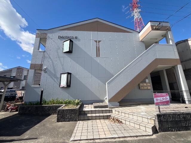 物件外観写真2　(外観写真（昼）)