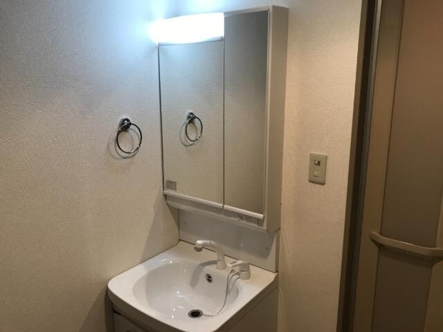 物件内観写真20　(洗髪洗面化粧台（イメージ）)