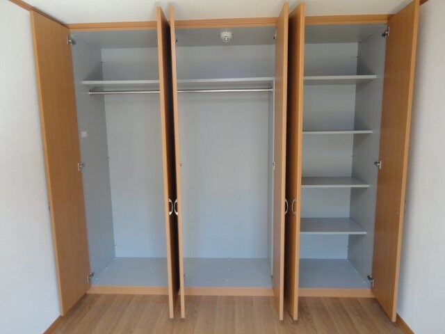 物件内観写真15　(クローゼット)