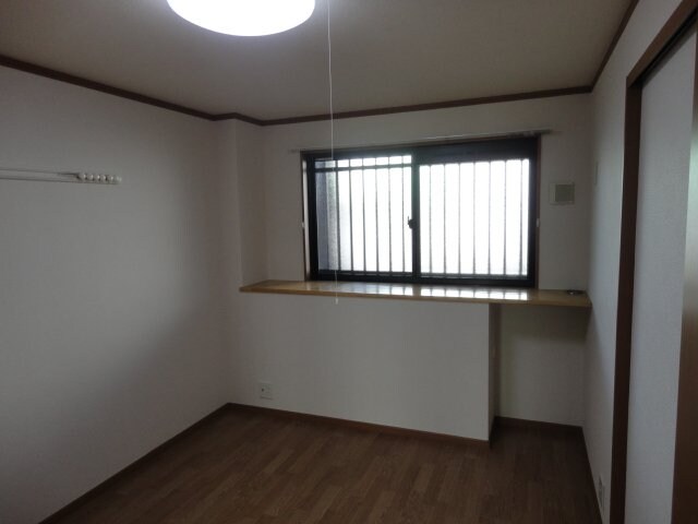 物件内観写真22　(北側洋室)