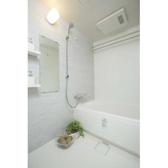 物件内観写真8　(※写真は同タイプ住戸です。)