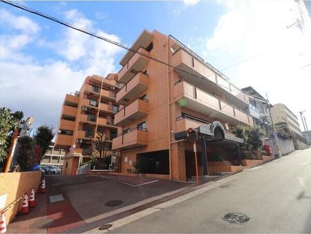ライオンズマンション杁中ガーデンC棟外観写真
